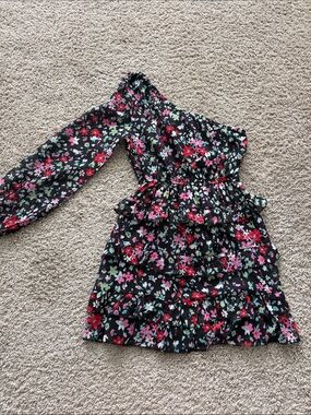 Black One-Shoulder Floral Ruffle Dress